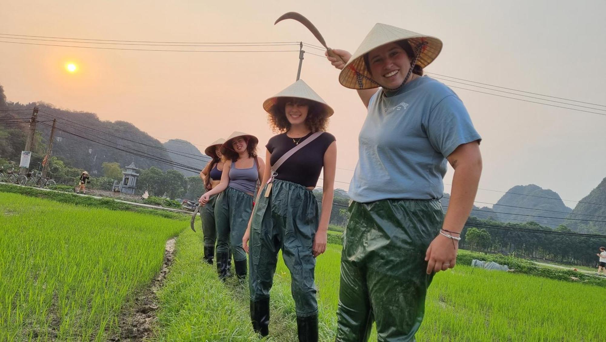 Phi Hung's Unique Homestay Ninh Bình Extérieur photo